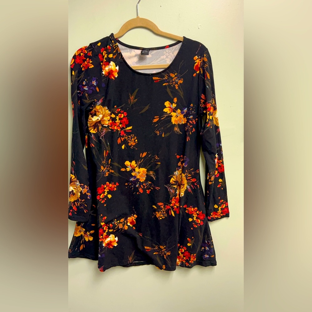 Floral Long Sleeve Women's Top - Black